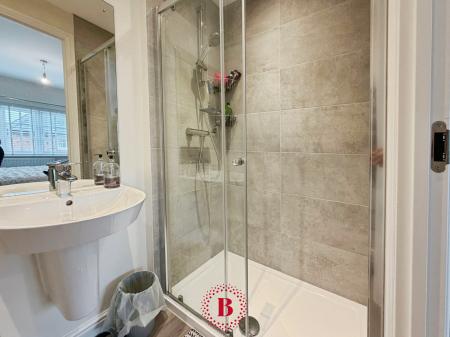 3 bedroom Semi-detached house for sale in Sedbergh Close, Newton, NG13