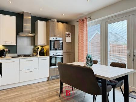 3 bedroom Semi-detached house for sale in Sedbergh Close, Newton, NG13