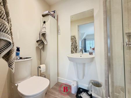 3 bedroom Semi-detached house for sale in Sedbergh Close, Newton, NG13
