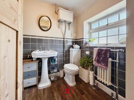 4 bedroom Cottage for sale in Church Street, Scalford, LE14
