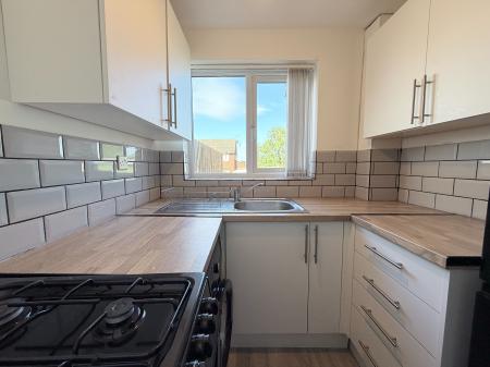 1 bedroom Terraced House to let in Robin Crescent, Melton Mowbray, LE13