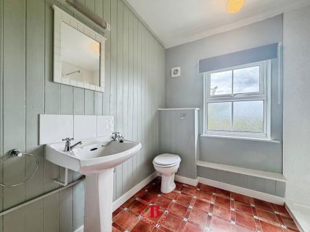 2 bedroom Cottage for sale in Main Street, Kirby Bellars, LE14
