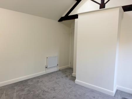 2 bedroom Semi-detached house to let in Park Lane, Melton Mowbray, LE13