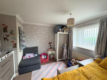 3 bedroom Semi-detached house to let in Grange Drive, Melton Mowbray, LE13