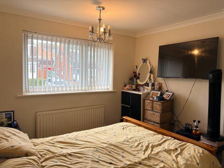 3 bedroom Semi-detached house to let in Grange Drive, Melton Mowbray, LE13