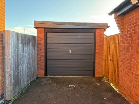 2 bedroom Bungalow to let in Juniper Gardens, Bingham, NG13