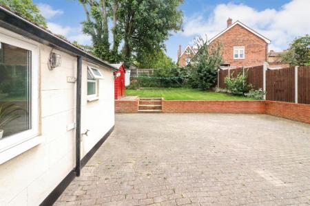 6 bedroom Detached house for sale in Alma Road, St. Albans, Herts, AL1