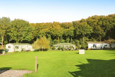 2 bedroom Park home for sale in Burnham Green Road, Welwyn, AL6