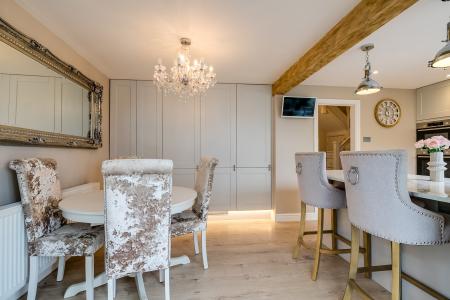 3 bedroom Semi-detached house for sale in Canham Close, Kimpton, SG4