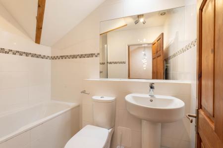 2 bedroom Cottage for sale in Church Street, Welwyn, AL6