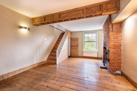 2 bedroom End of terrace house for sale in Codicote Road, Welwyn, AL6