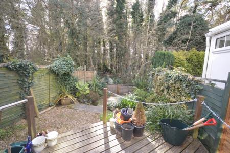 2 bedroom Semi-detached house for sale in Conifer Walk, Stevenage, SG2