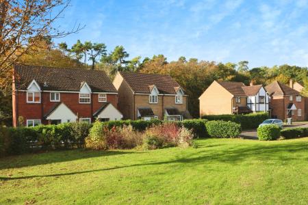 Conifer Walk, Stevenage, SG2