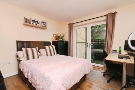 2 bedroom Flat for sale in Noble Court, Drury Lane, Stevenage SG1