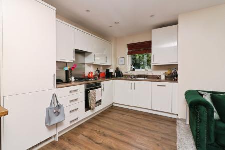 2 bedroom Flat for sale in Noble Court, Drury Lane, Stevenage SG1