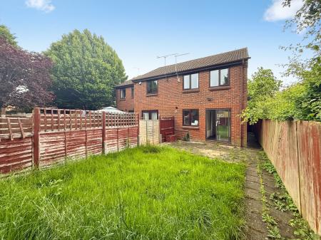 3 bedroom End of terrace house for sale in Duncan Close, Welwyn Garden City, Herts, AL7