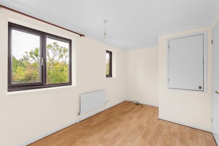 3 bedroom End of terrace house for sale in Duncan Close, Welwyn Garden City, Herts, AL7