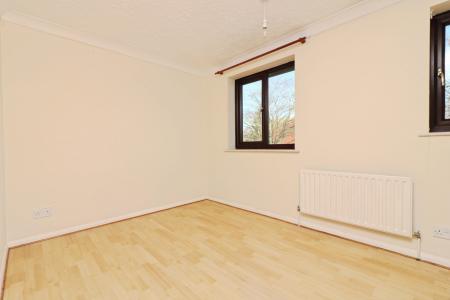 3 bedroom End of terrace house for sale in Duncan Close, Welwyn Garden City, Herts, AL7