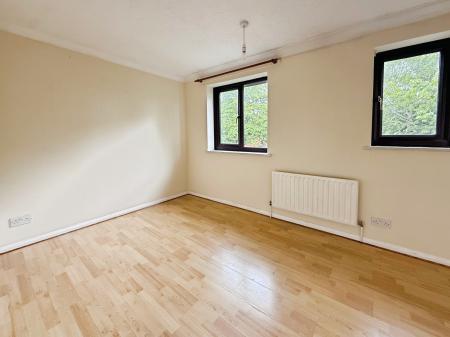 3 bedroom End of terrace house for sale in Duncan Close, Welwyn Garden City, Herts, AL7