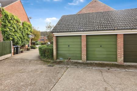 0 bedroom Flat for sale in Garage At Old School Close, Codicote