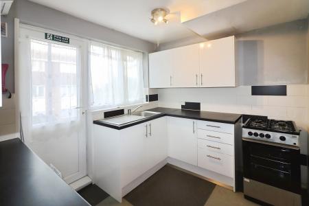 3 bedroom Terraced House for sale in Goldings Crescent, Hatfield, AL10
