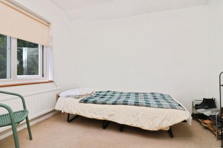 3 bedroom End of terrace house for sale in Howlands, Welwyn Garden City, AL7