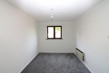 2 bedroom Flat for sale in Kerr Close, Knebworth, SG3