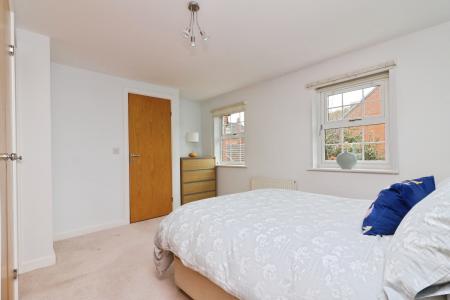 4 bedroom Link detached house for sale in Langstone Ley, Welwyn Garden City, AL7