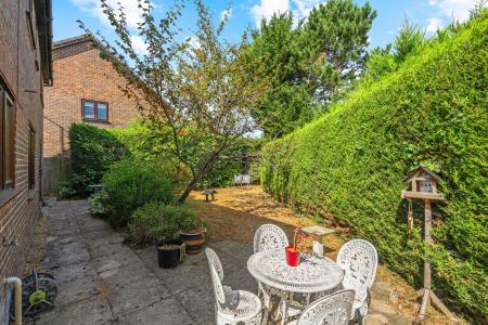 4 bedroom Detached house for sale in Mendlesham, Welwyn Garden City, AL7