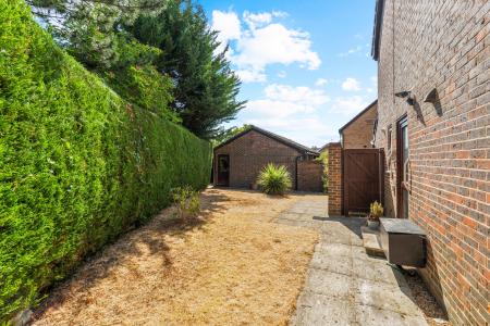 4 bedroom Detached house for sale in Mendlesham, Welwyn Garden City, AL7