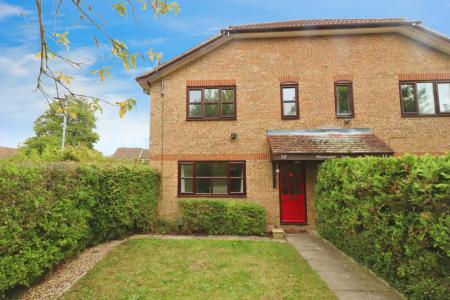 2 bedroom Terraced House for sale in Morecambe Close, Stevenage, SG1