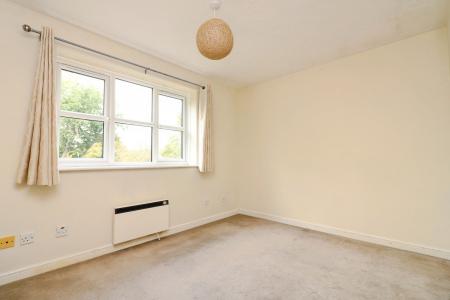 2 bedroom Terraced House for sale in Morecambe Close, Stevenage, SG1