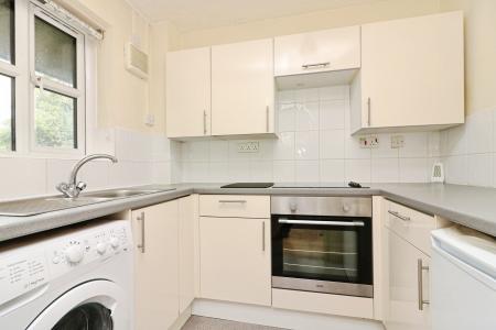 2 bedroom Terraced House for sale in Morecambe Close, Stevenage, SG1