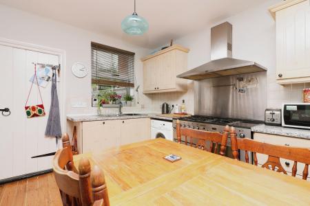 2 bedroom Terraced House for sale in New Town, Hitchin, SG4