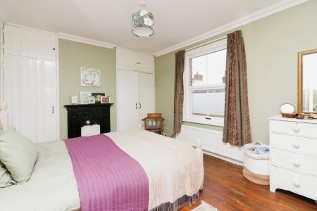 2 bedroom Terraced House for sale in New Town, Hitchin, SG4