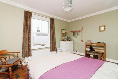 2 bedroom Terraced House for sale in New Town, Hitchin, SG4