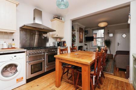 2 bedroom Terraced House for sale in New Town, Hitchin, SG4