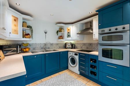 2 bedroom End of terrace house for sale in Norman Road, Welwyn, AL6