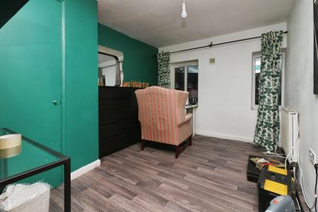 4 bedroom Semi-detached house for sale in Oak Grove, Hatfield, AL10