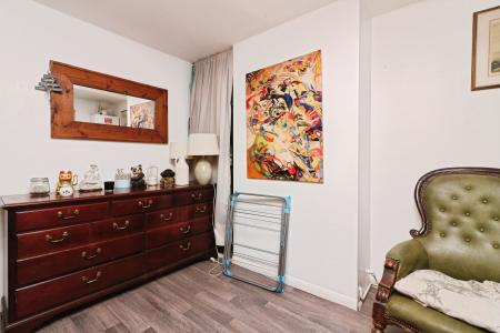 4 bedroom Semi-detached house for sale in Oak Grove, Hatfield, AL10