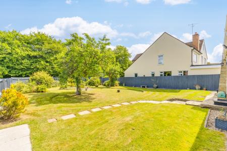 4 bedroom Detached house for sale in Oakhill Drive, Welwyn, AL6