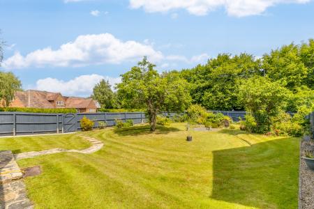 4 bedroom Detached house for sale in Oakhill Drive, Welwyn, AL6