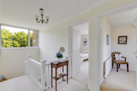 4 bedroom Detached house for sale in Oakhill Drive, Welwyn, AL6