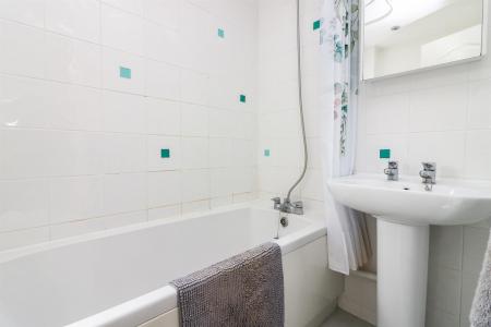 2 bedroom Cluster house for sale in Old School Close, Codicote, Herts, SG4