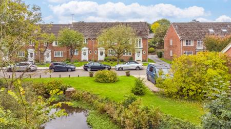 3 bedroom Terraced House for sale in Prae Close, St Albans, AL3