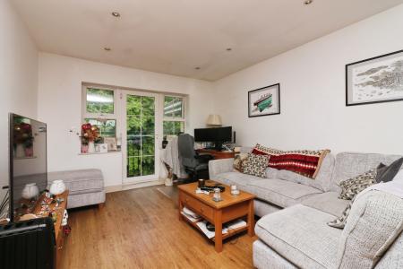 1 bedroom Flat for sale in Priestley Road, Stevenage, SG2