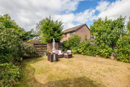 4 bedroom Link detached house for sale in Stirling Way, Welwyn Garden City, AL7