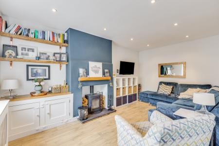 3 bedroom Terraced House for sale in The Crescent, Welwyn, AL6