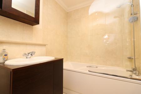 3 bedroom Apartment for sale in Wendover Lodge, Welwyn, Herts, AL6