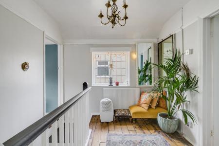 3 bedroom Detached house for sale in West Way, Harpenden, AL5